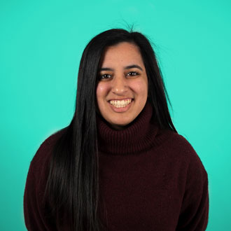 Shivani Soni's headshot with smile